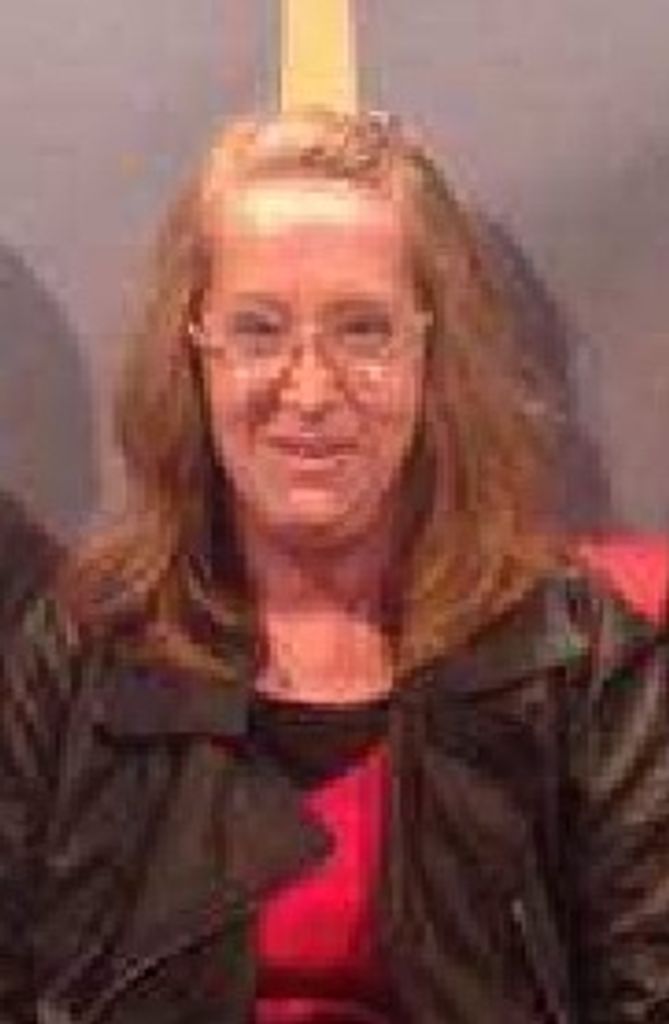 Annie Thomas