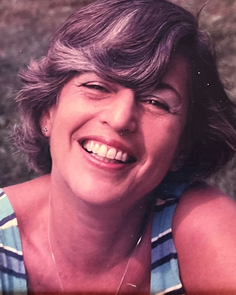 Charlotte Micklos Profile Photo