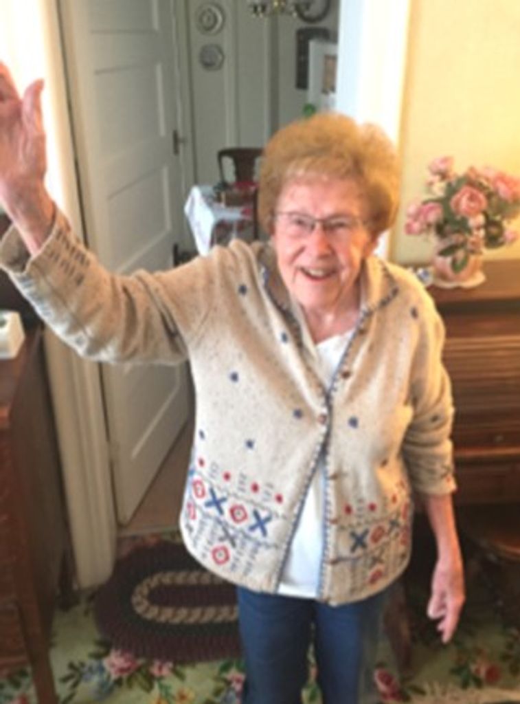 Carmen "Kathleen" (Holley)  McKell
