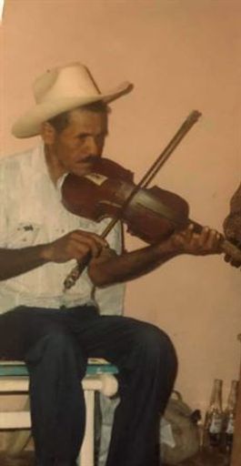 Alejo Izaguirre Saavedra photo gallery thumbnail 90 of 148