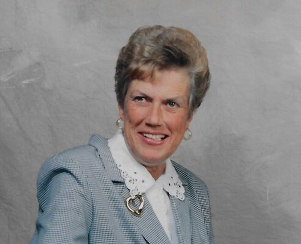 Eva June Davis Profile Photo