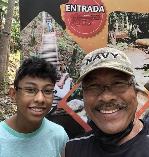 Rosendo L Cruz photo gallery thumbnail 17 of 30