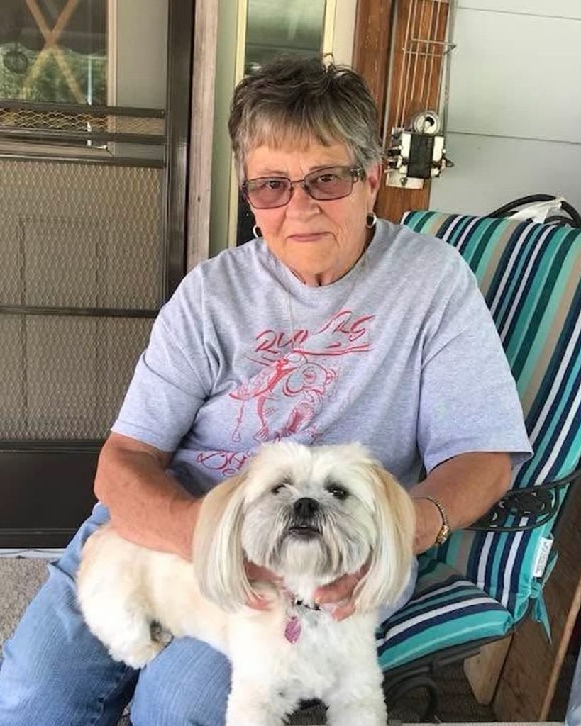 Connie Sue Taylor Profile Photo