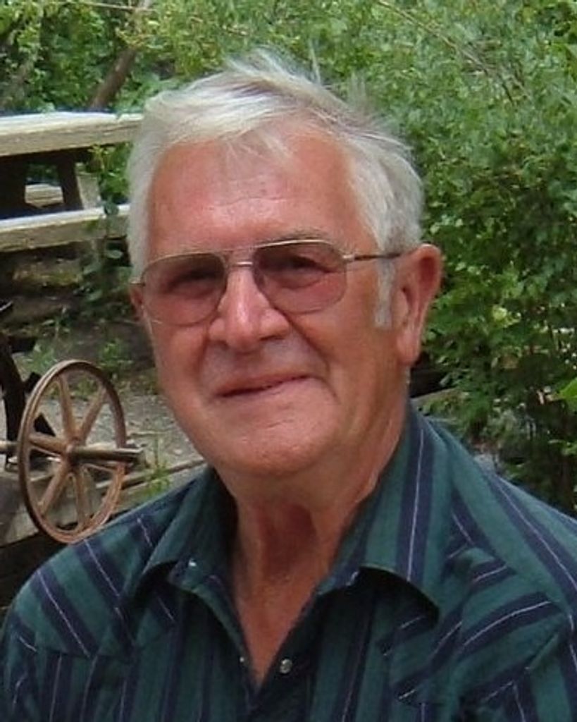 Raymond Omer Hinthorn