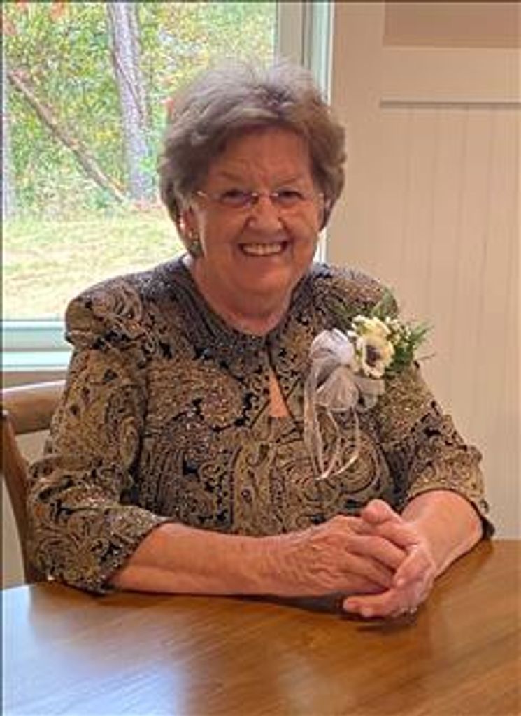 Carole Dobbs Davis Profile Photo