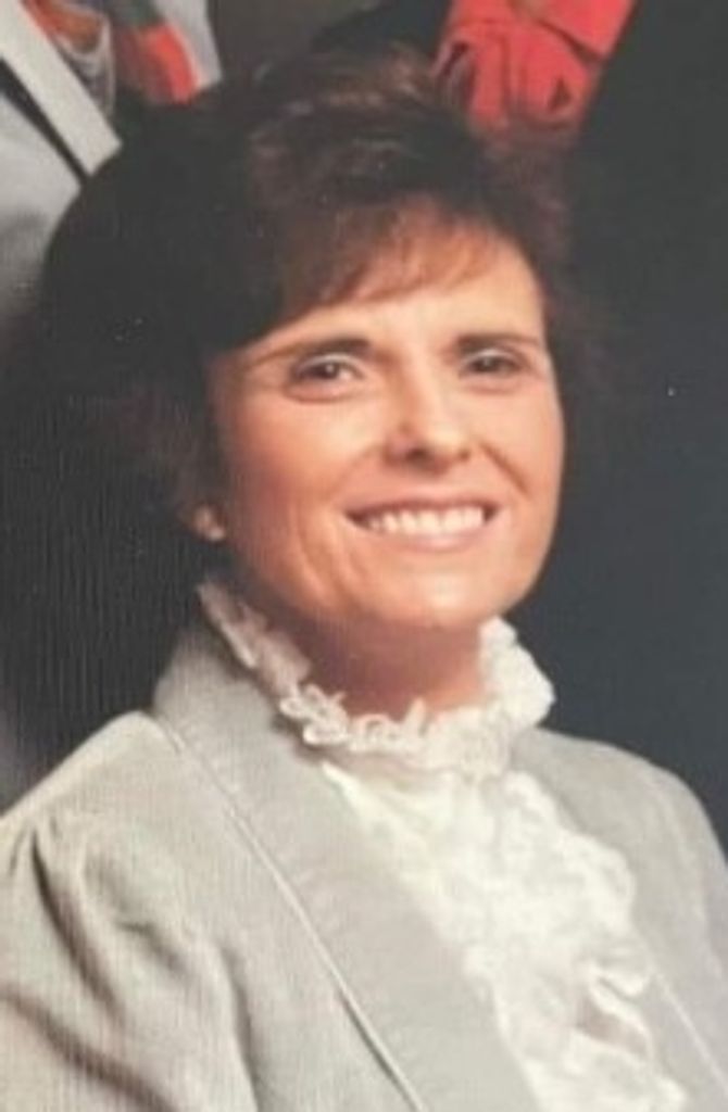 Geraldine "Geri" Wilisch Profile Photo