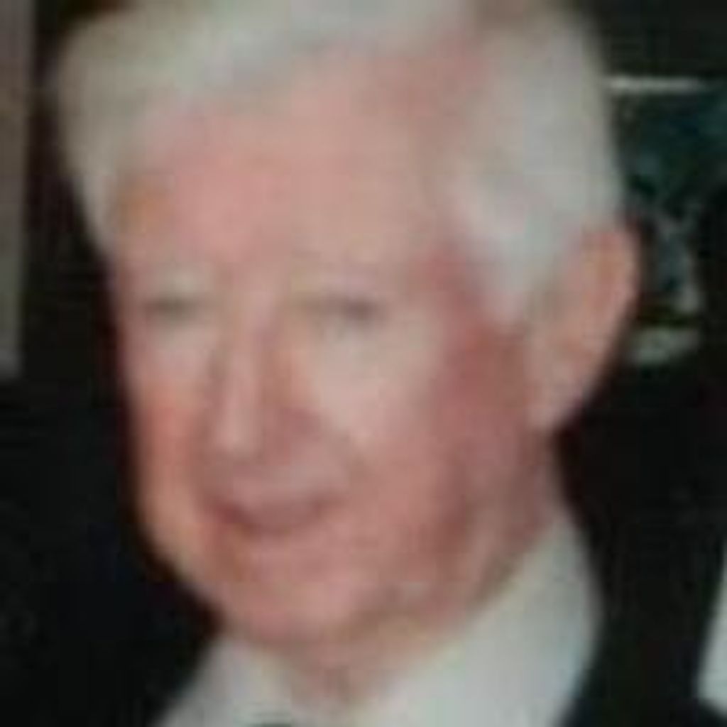 Daniel J Tallon