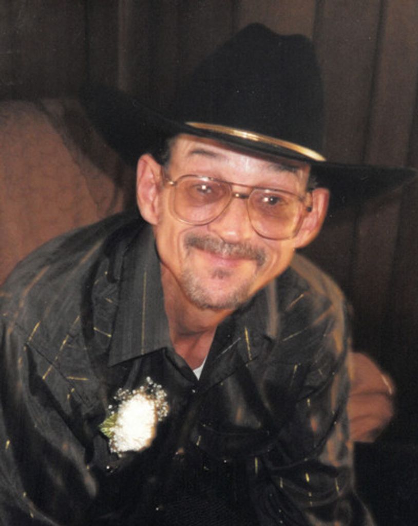 Daniel Wayne Hinton Profile Photo