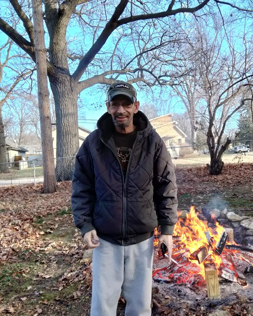 Mike "Homzie" Holmes