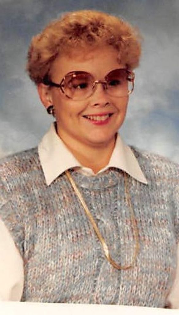 Debbie Sue (Honeycutt)  Whitler