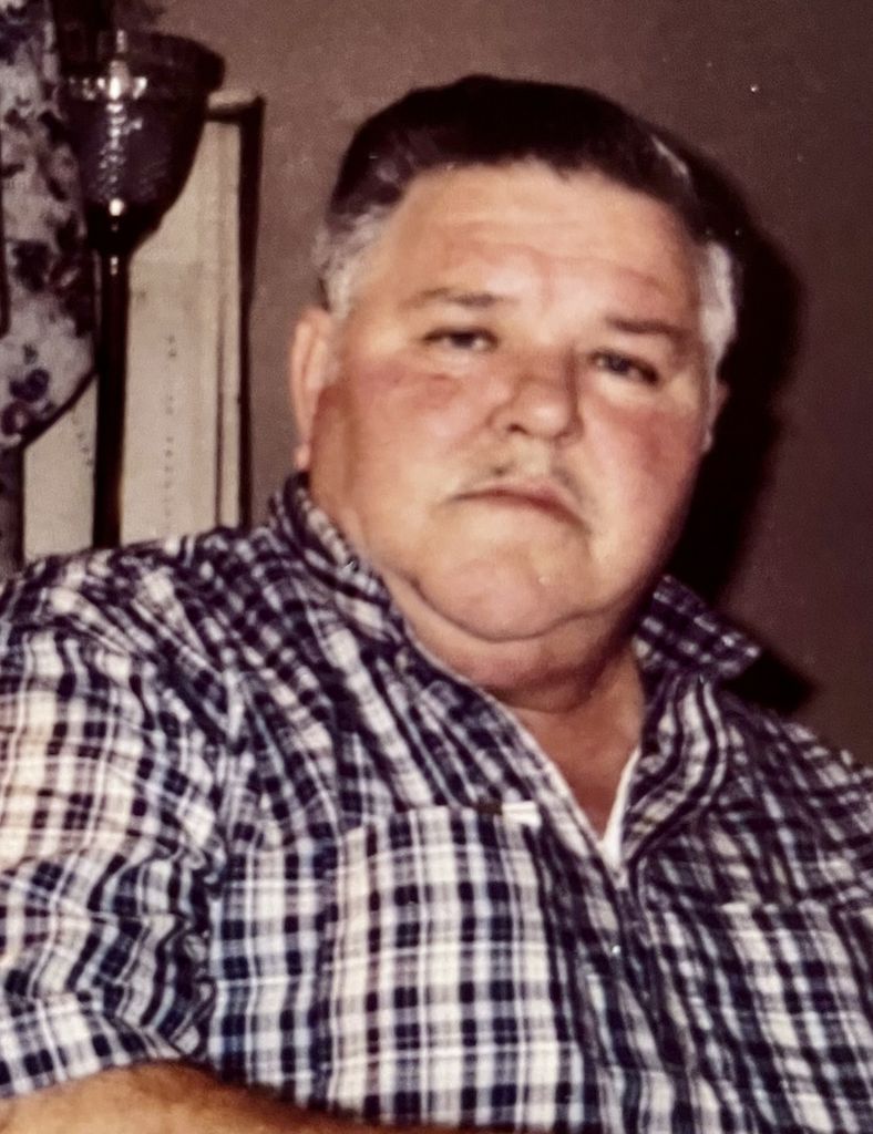 Johnny  Ural Howell Profile Photo