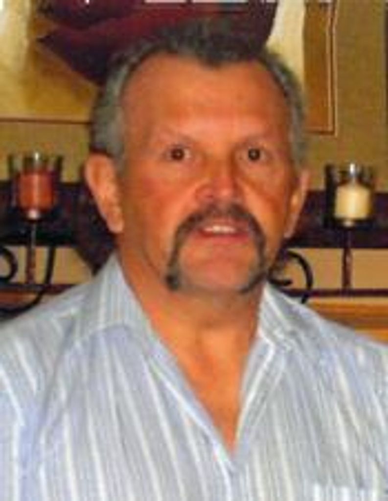 Robert "Bob" Tangen