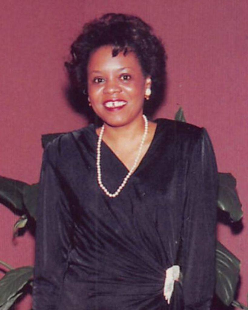 DORIS F DEAN