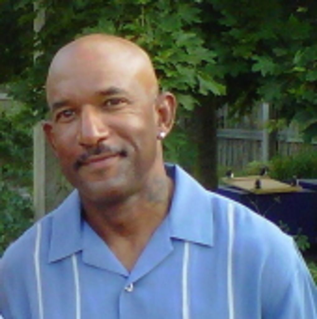 Robert Thornhill Jr Profile Photo