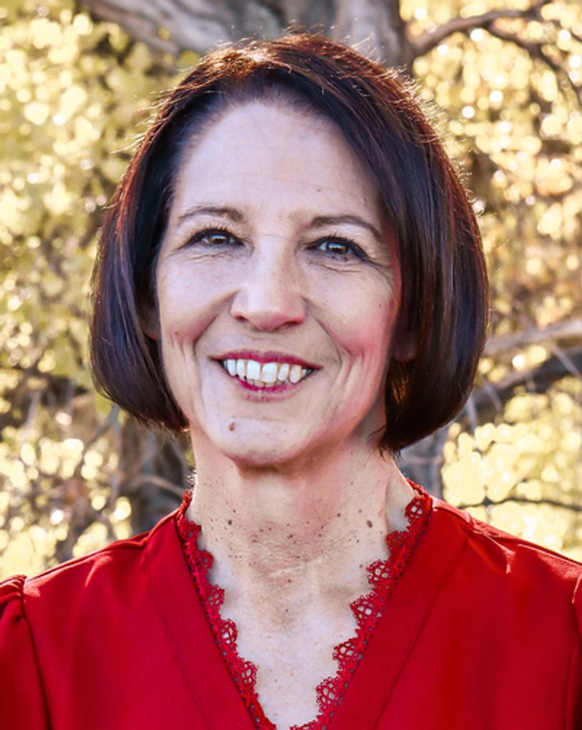 Robbin Michele Spring Profile Photo