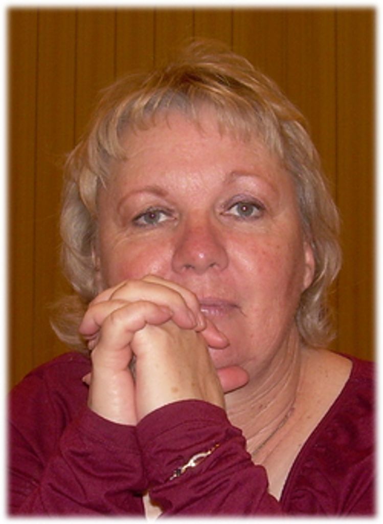 Claudia Grange