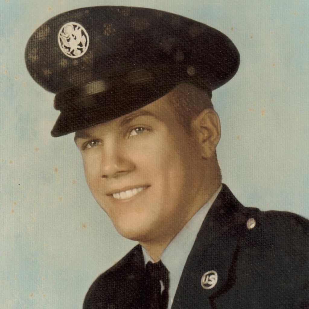 Elgin  Lee