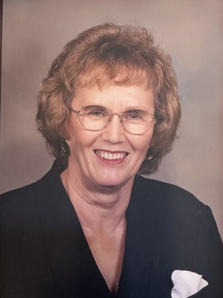 Lola Wulf Profile Photo