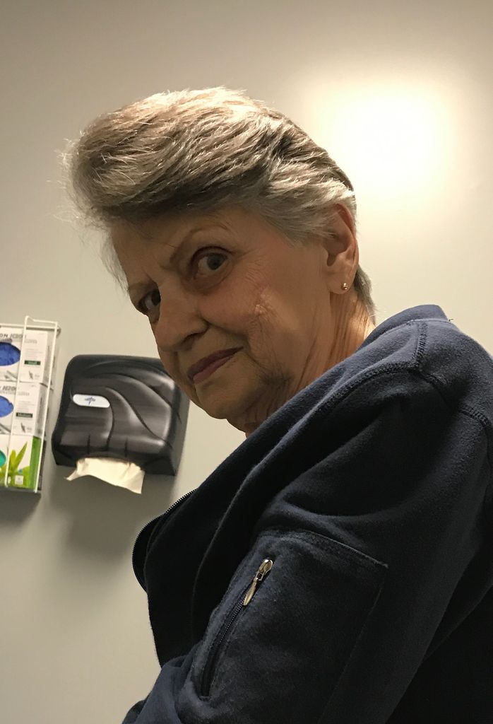 Ann  Milton (Gray)  Esch Profile Photo