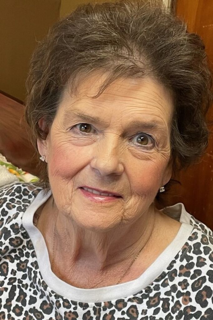 Vickie Maye (Freeburg)  Resene