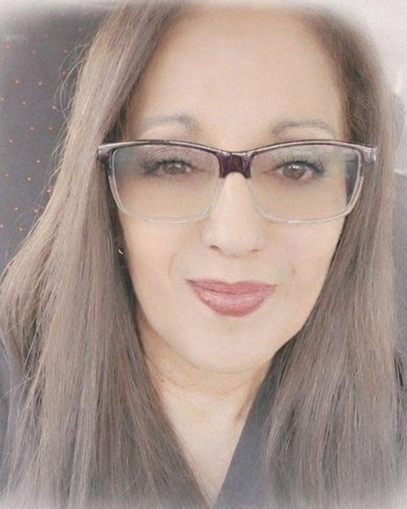 Isabel Castillo Trevino Profile Photo