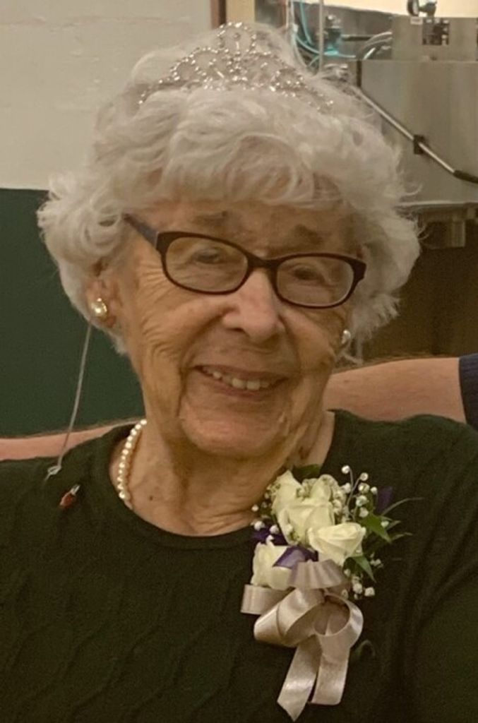 Violet Hornfeld