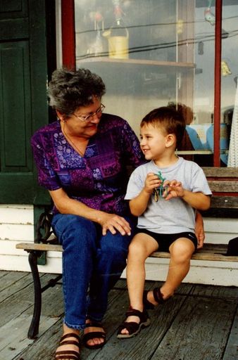 Linda Varnado Legnon photo gallery thumbnail 28 of 86
