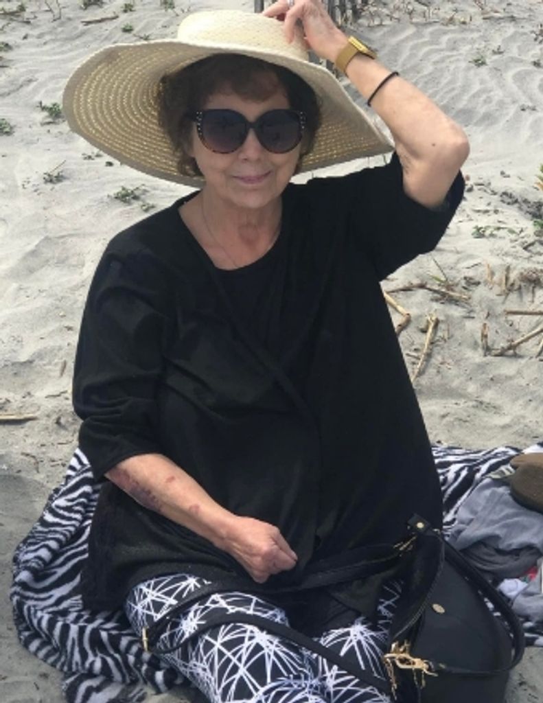 Linda Kay (Curtsinger) Bledsoe