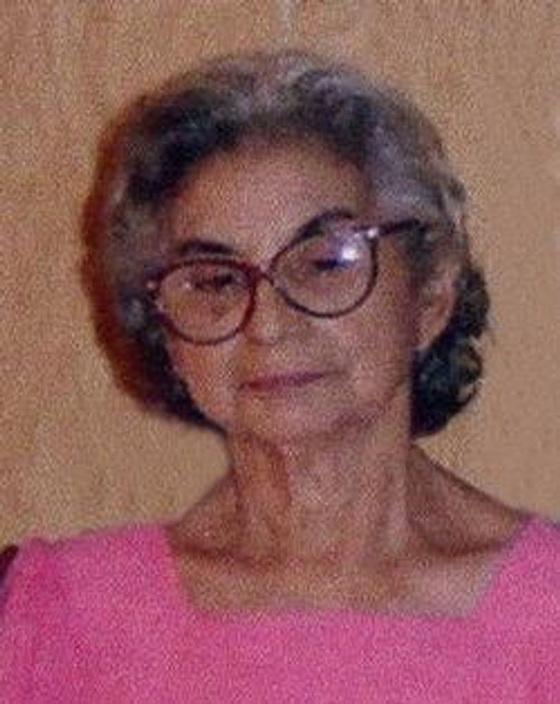 Guadalupe E. Morales