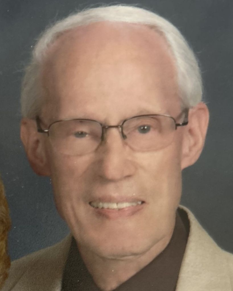 Roland E Clark Profile Photo