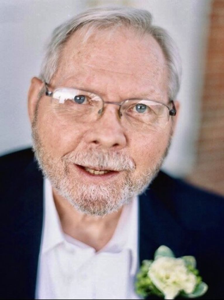 Robert Vernon Kerns Profile Photo