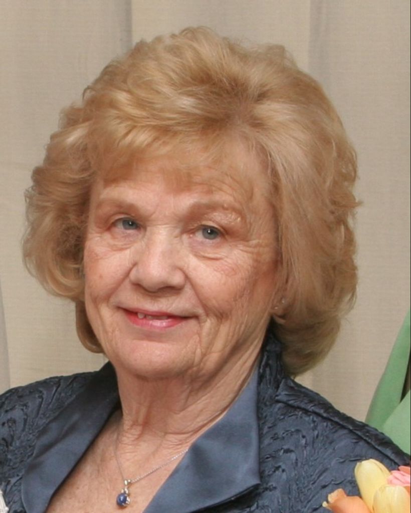 Gloria Wolf Profile Photo