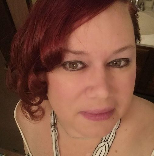 Anna Marie Radde photo gallery thumbnail 3 of 142