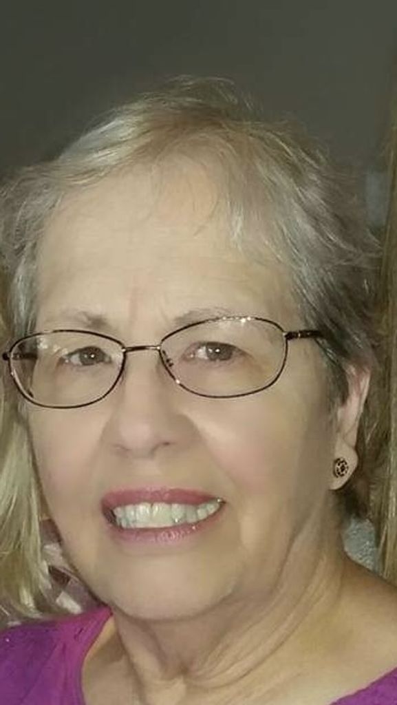 Nancy Mae Homik Profile Photo