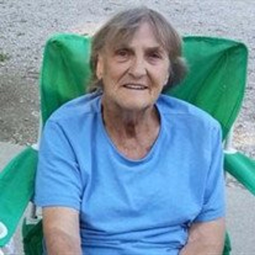 Phyllis  J Cummins