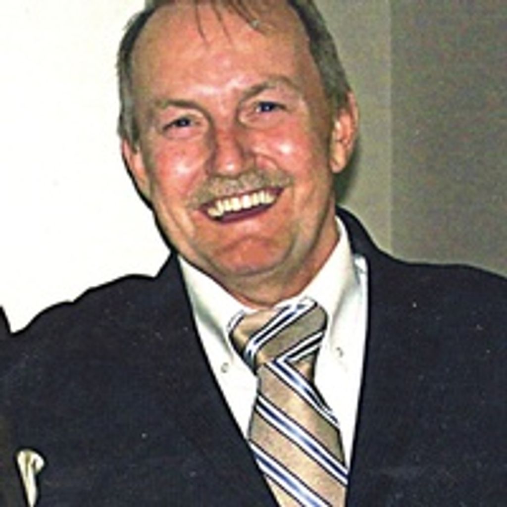 Kenneth Wade "Kenny" Hensley