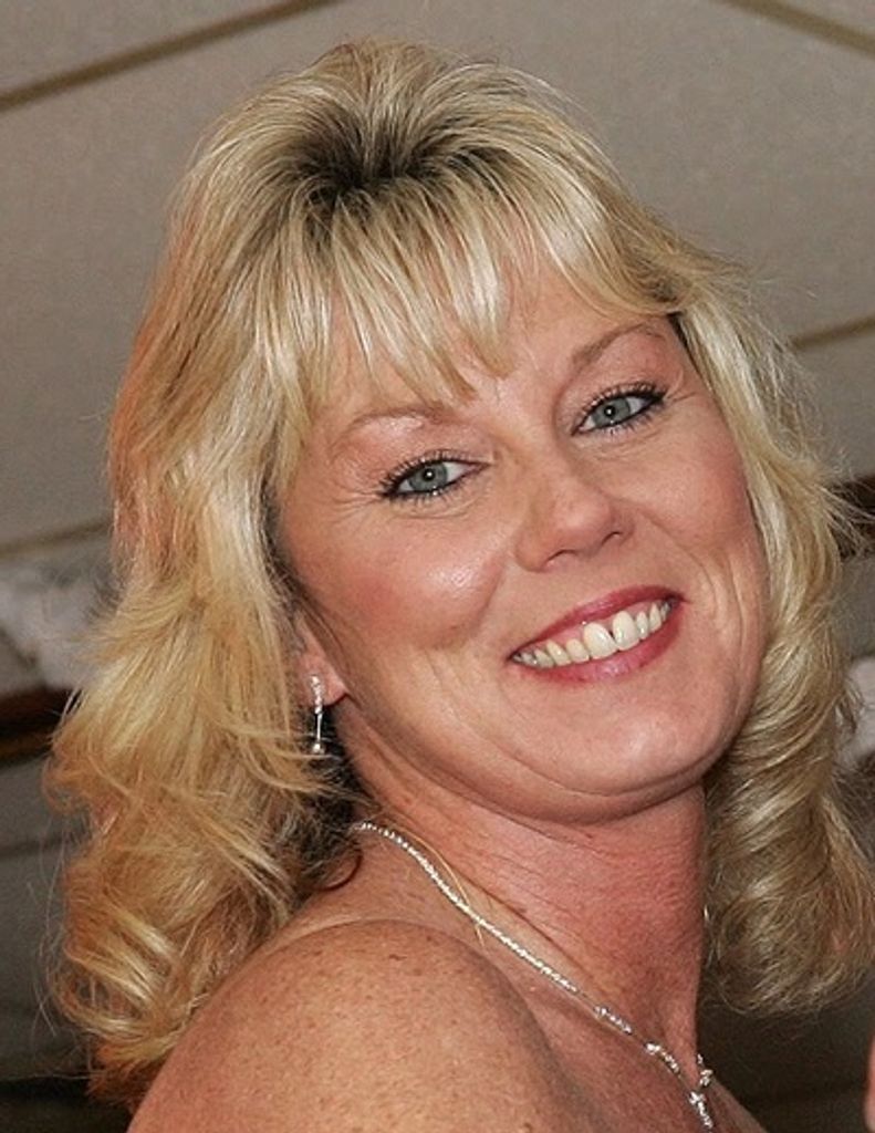 Linda Amorosi Profile Photo