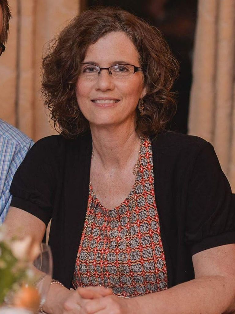 Lisa Carol Gutschow Profile Photo