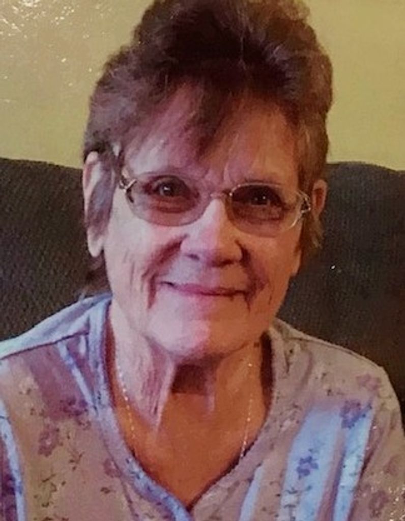 Suzanne Smith Profile Photo