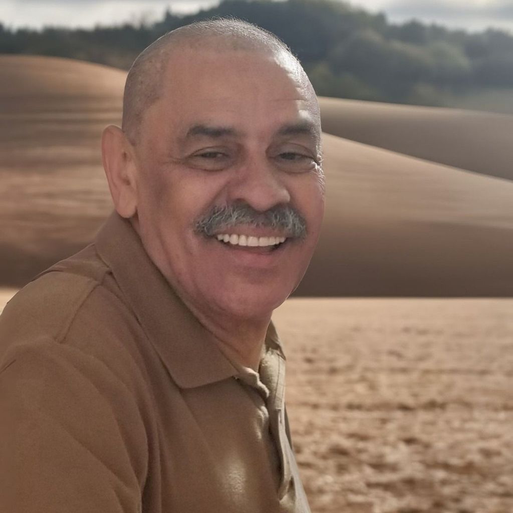 Jose E. Oliver Profile Photo