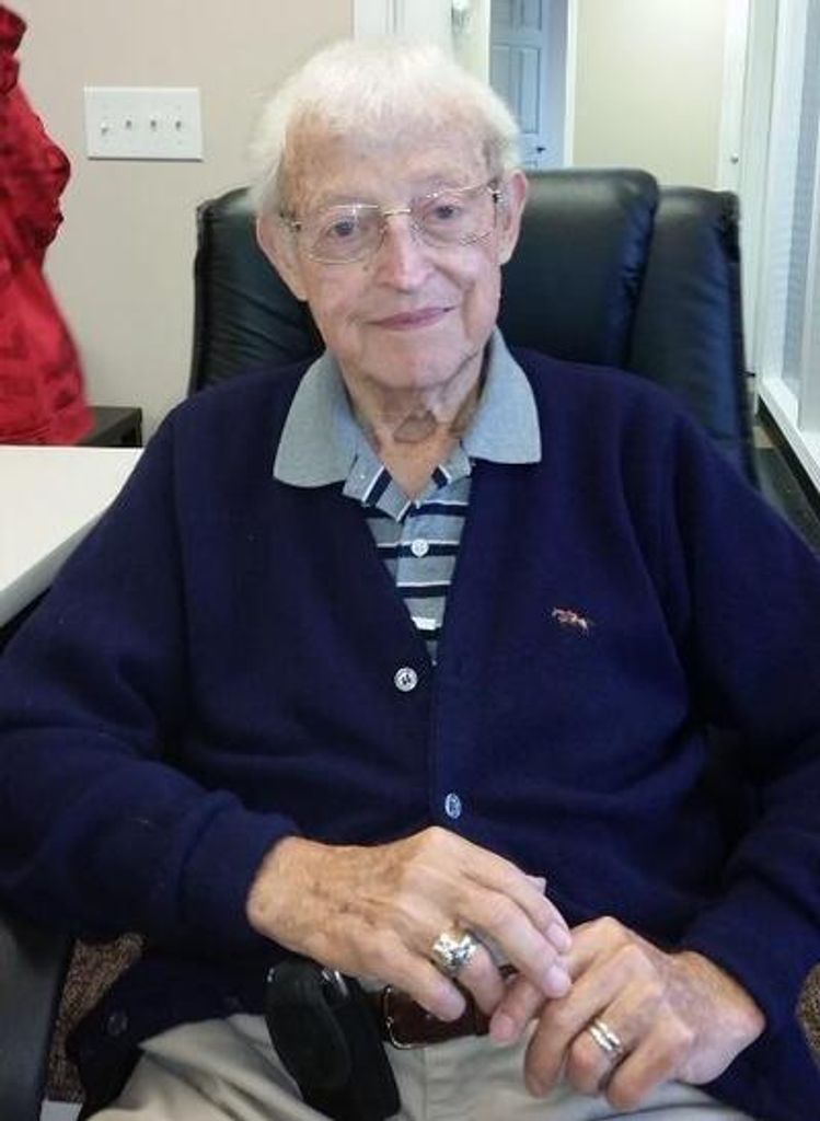 Leslie Schull Profile Photo