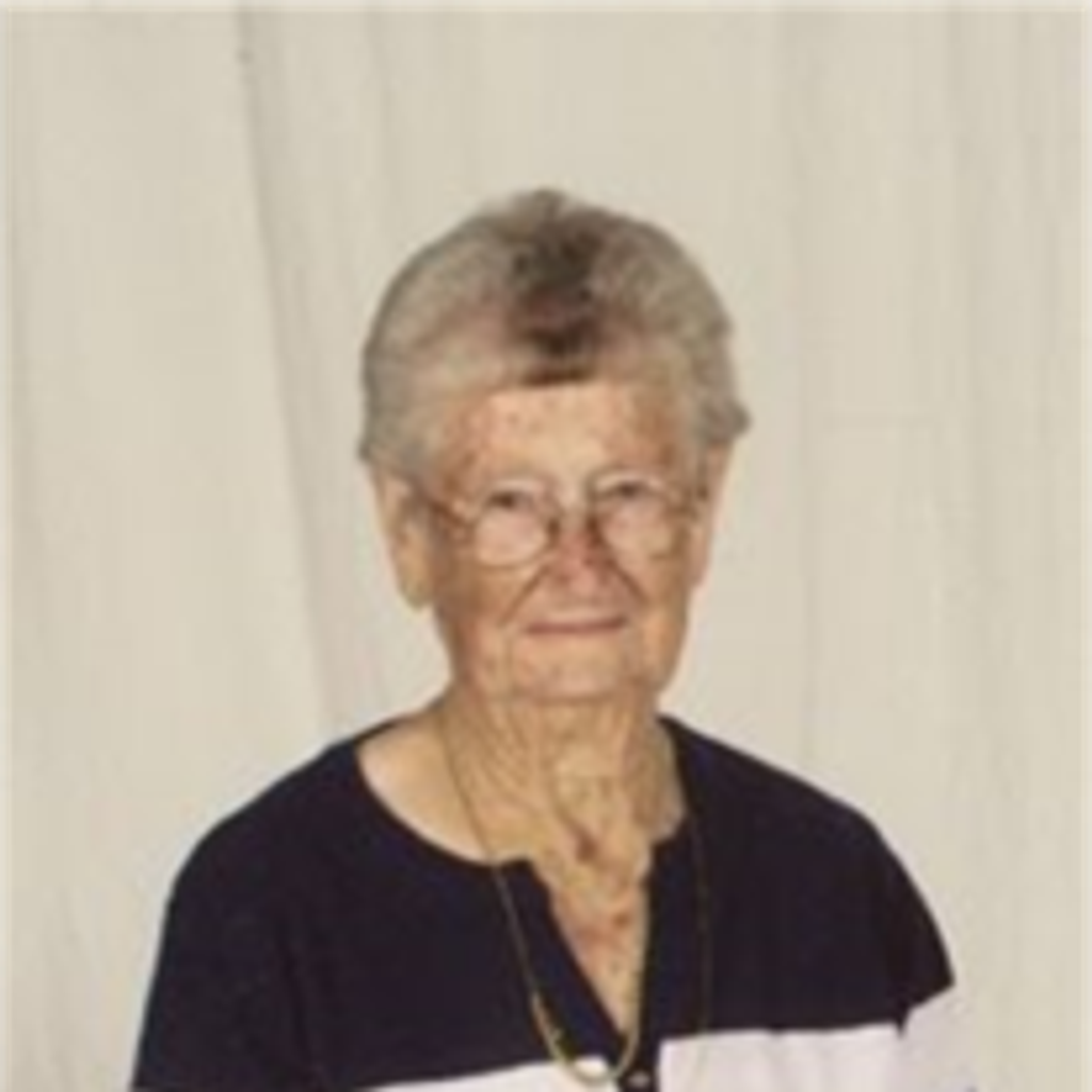 Maxine Gee Smallwood