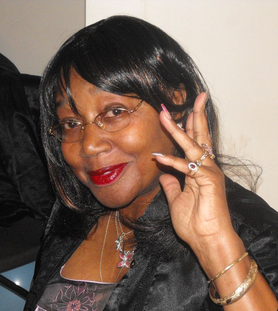Maxine Thompson Profile Photo