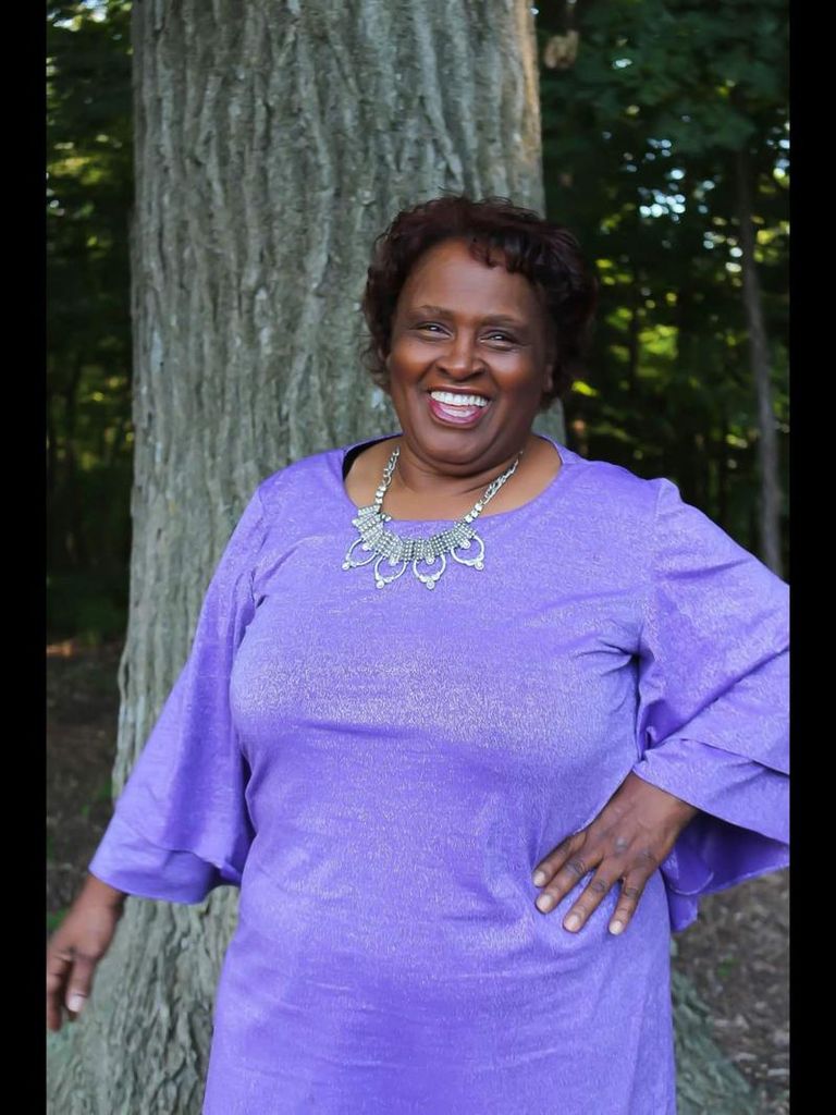 Elaine Carolyn Carr Profile Photo