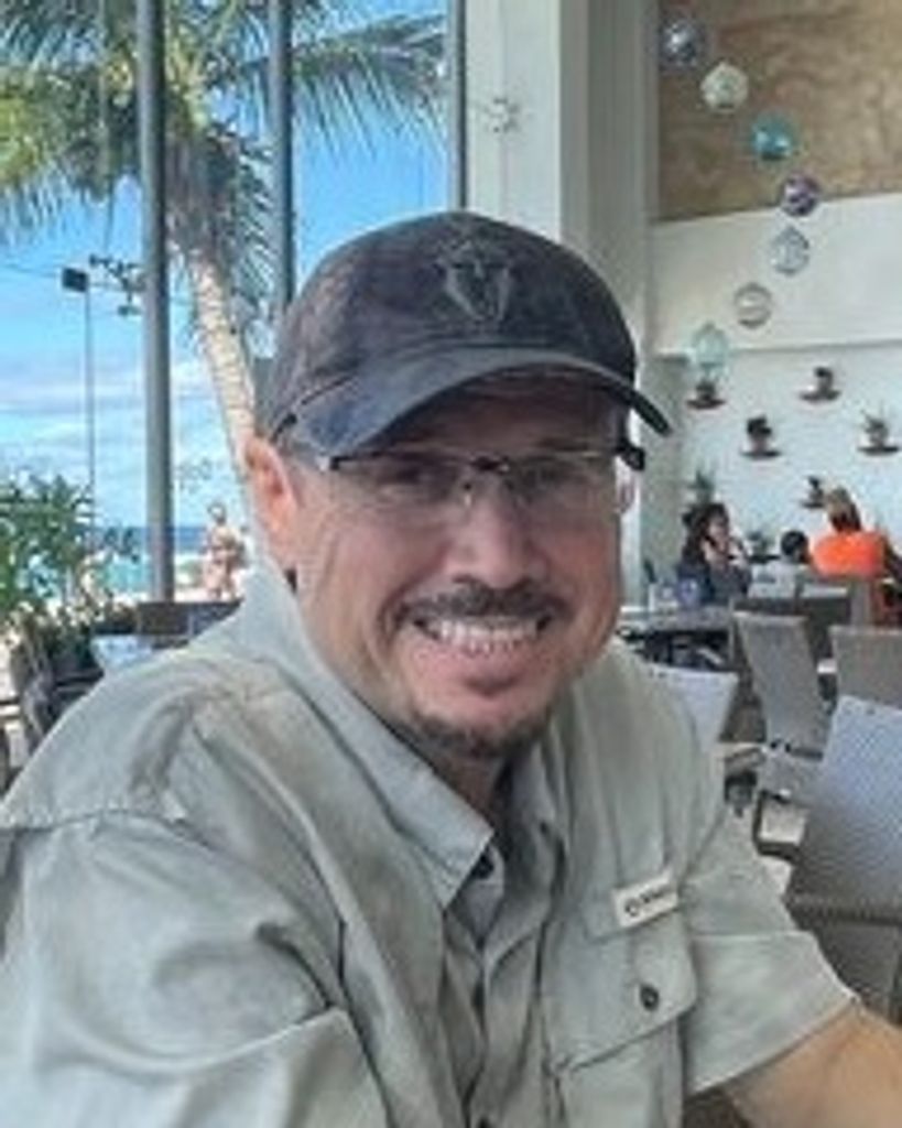 Scott Lewis Roy Profile Photo