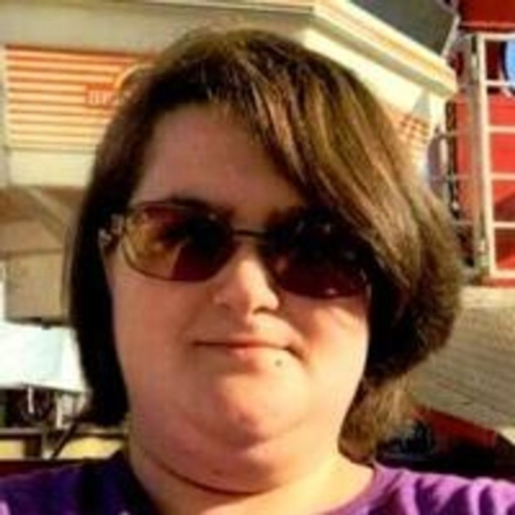 Elizabeth Wollerson Profile Photo
