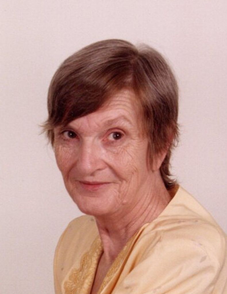 Nadine Zahare Profile Photo