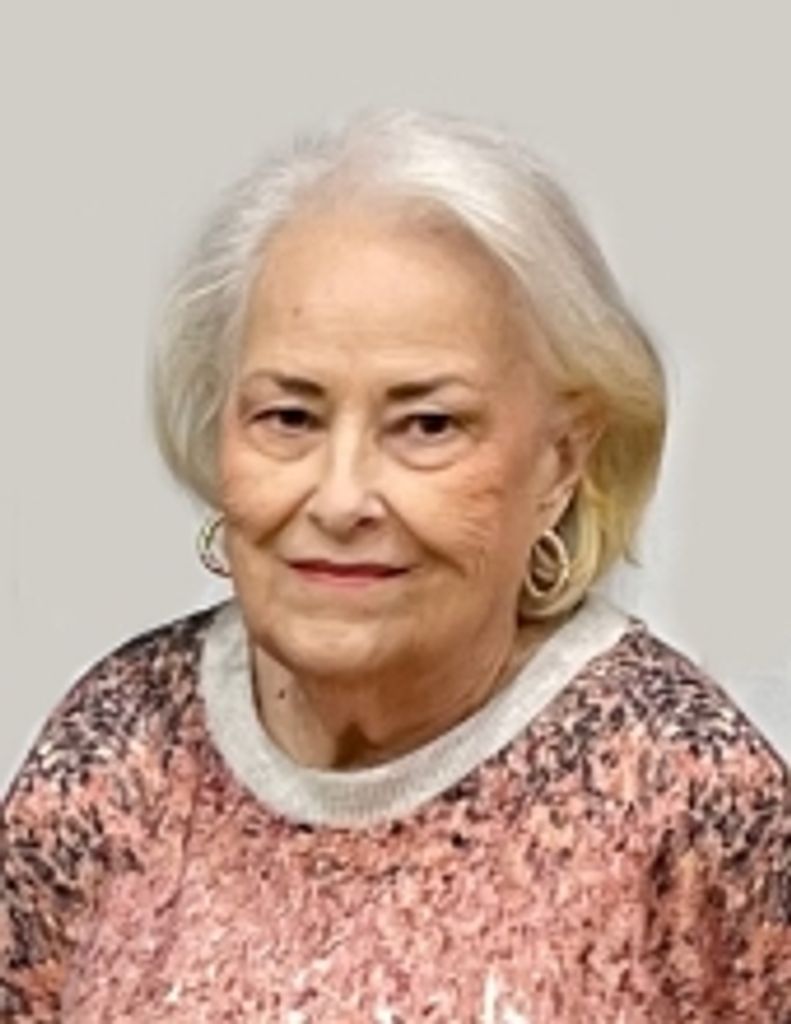 Paula Lou Gould Profile Photo