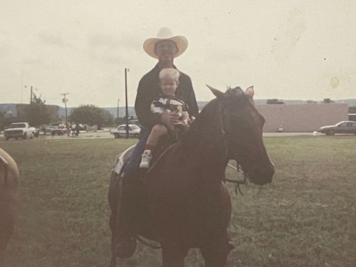 James Jeffrey Kelley photo gallery thumbnail 22 of 183