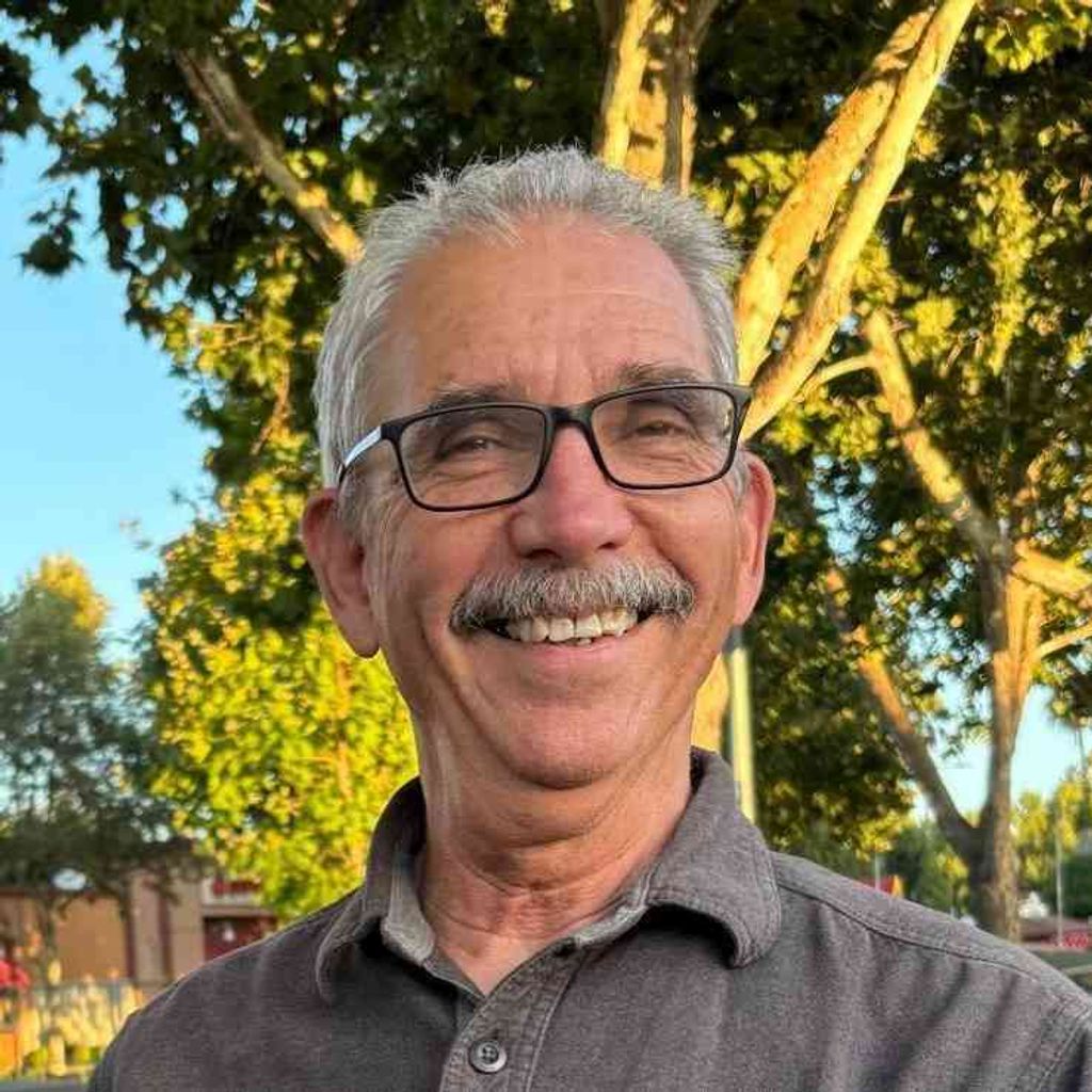 Gordon Niles Hail Profile Photo